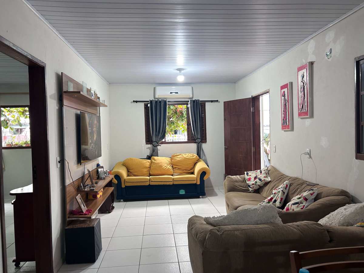 Casa à venda com 3 quartos, 160m² - Jardim Canadá,Pontal do Paraná